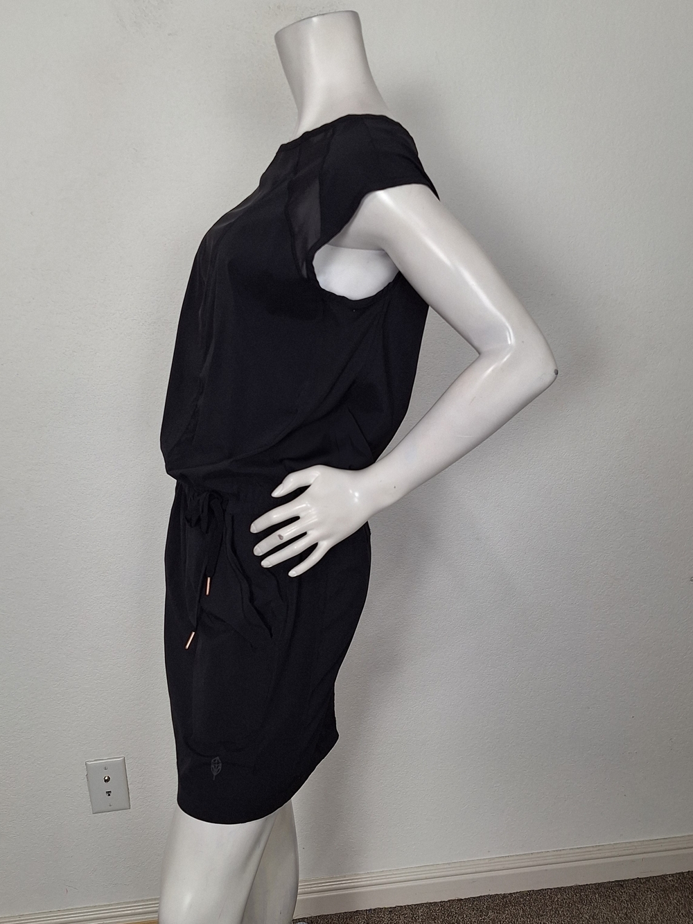 Indygena Black Second Layer Mesh Inserts W/Pockets Woven Stretch Dress Size M - Picture 10 of 13